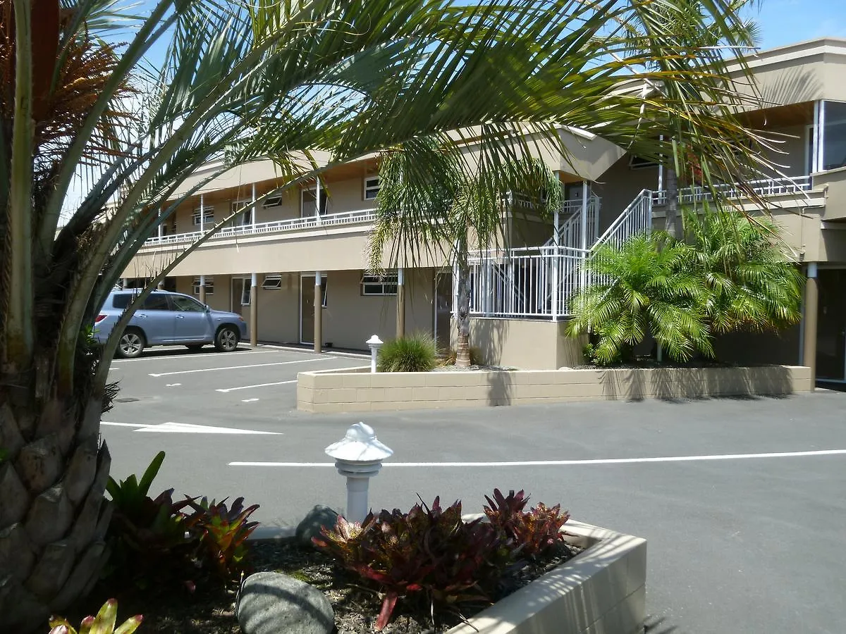 Baywatch Motor Inn Mount Maunganui 4*,